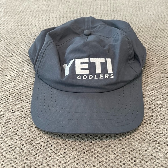 Yeti SnapBack Adjustable Hat‎ - Picture 2 of 5